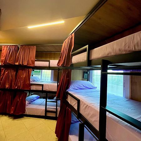 Hostel Vida Verde マドリード エクステリア 写真
