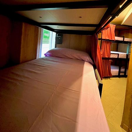 Hostel Vida Verde マドリード エクステリア 写真