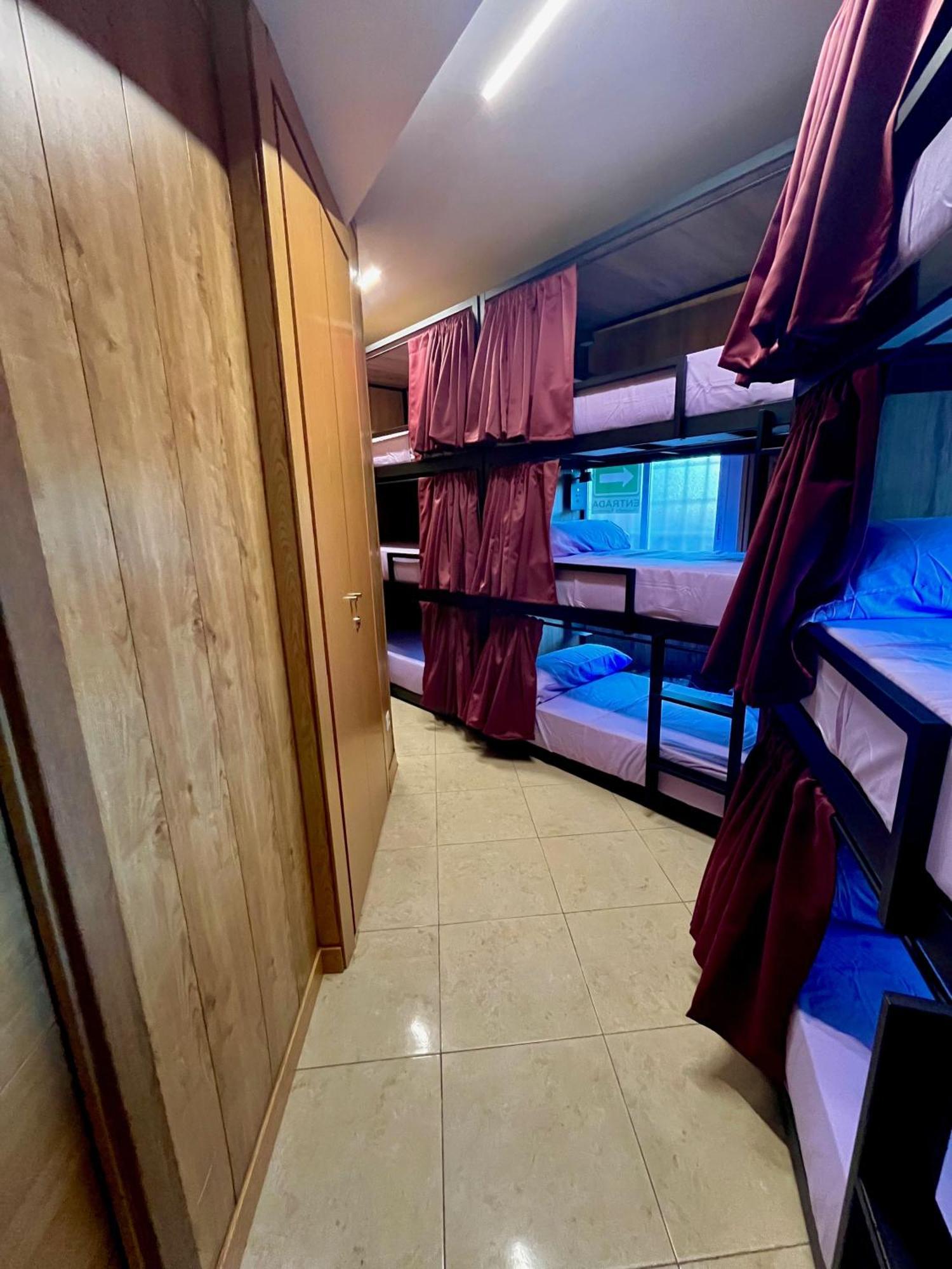 Hostel Vida Verde マドリード エクステリア 写真